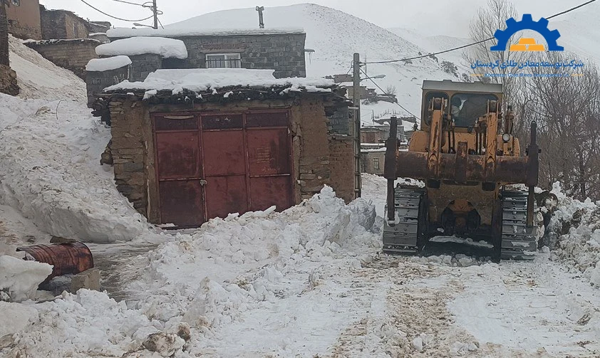 با تلاش شبانه‌روزی شرکت توسعه معادن طلای کردستان انجام شد؛ بازگشایی راه‌های مواصلاتی ۱۱ روستای شهرستان سقز